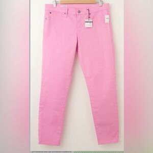 NWT Women’s Gap 1969 Pink Jeans. Size 10